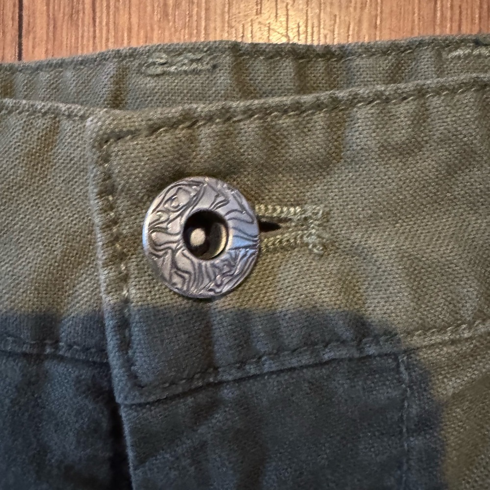The North Face Men's Olive Cargo Pants - Picture 2 of 5